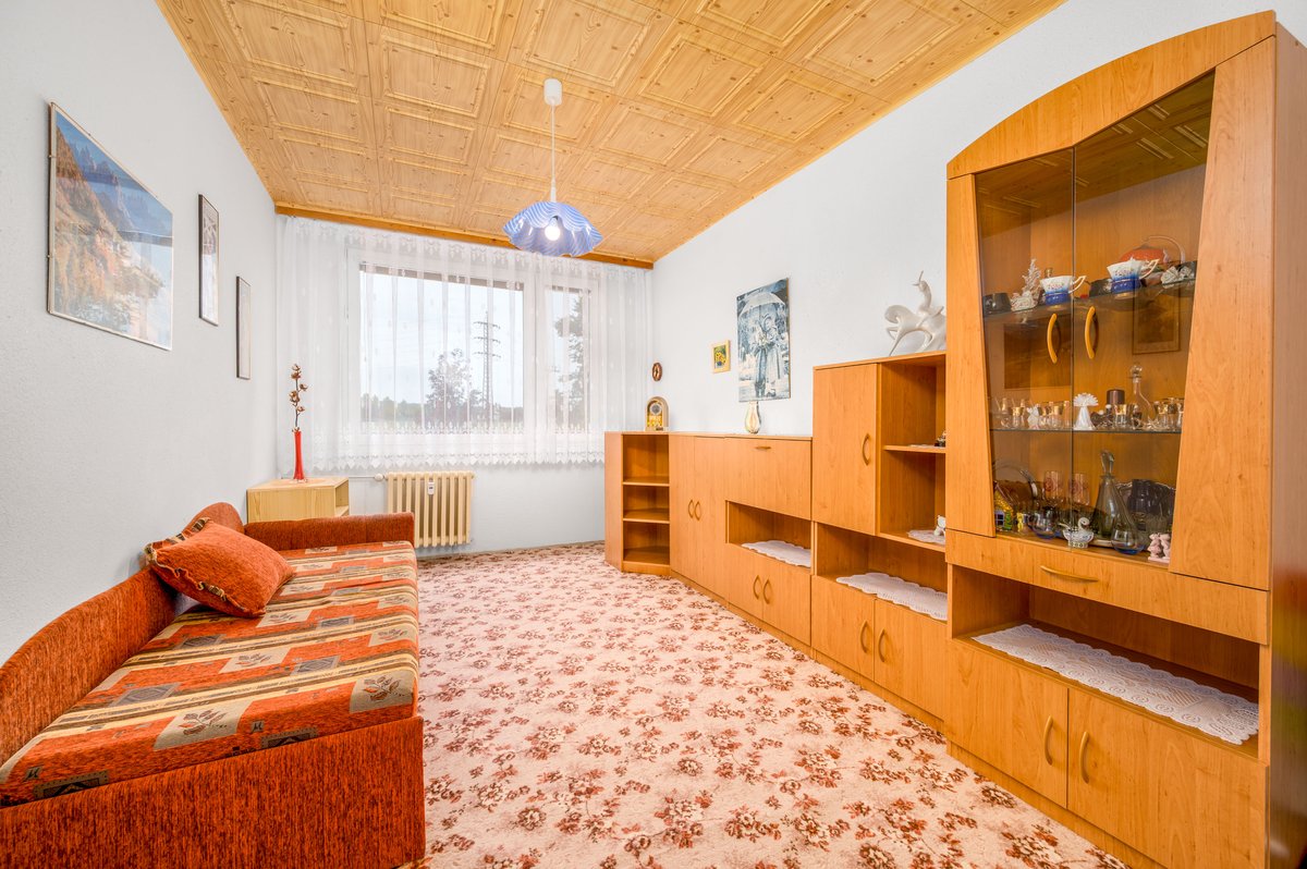 Prodej byt 3+1 72 m2, panel v OV + lodžie a sklep, Na Poříčí, Zruč nad Sázavou